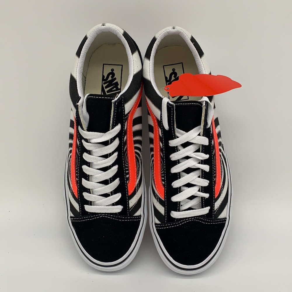 Style 36 - Picture 2 of 15